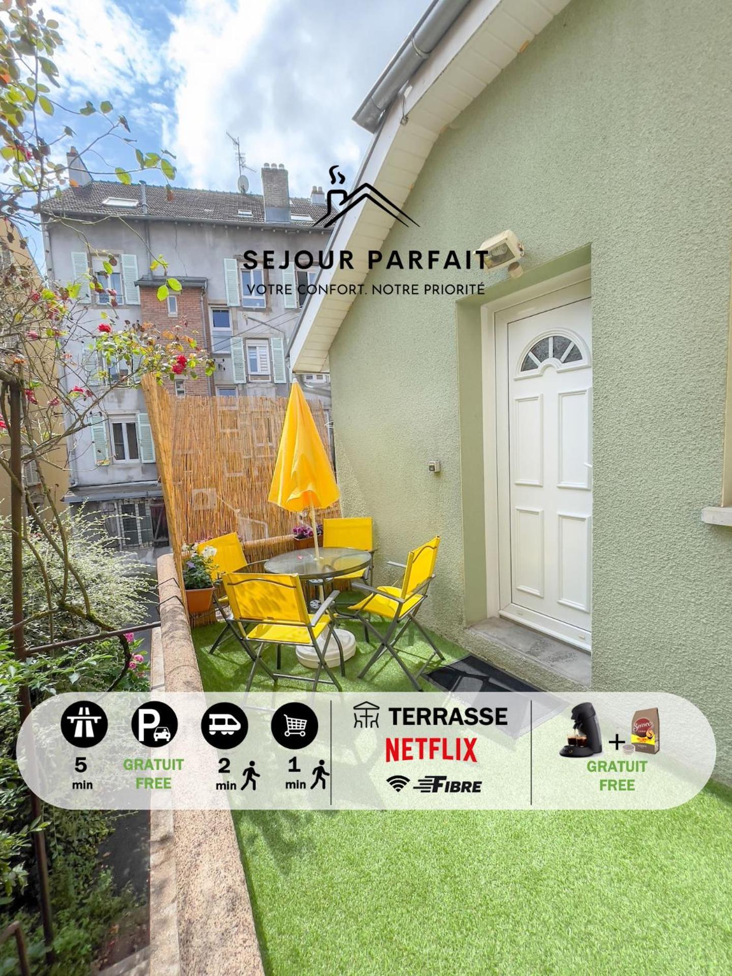 Maisonnette Le Faubourg - Centre Ville, Terrasse Et Netflix Белфор Екстериор снимка